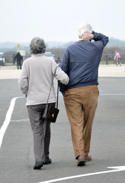 Over-85s ‘should walk 10 minutes a day to prolong life’