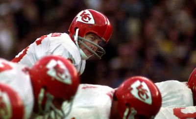 Chiefs icon Len Dawson dies at 87