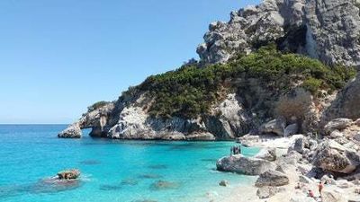 Sardinian government offers £13k grant for anyone to move to island