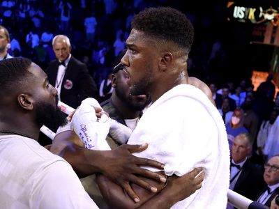 Deontay Wilder: Anthony Joshua’s team are to blame for Briton’s ‘meltdown’