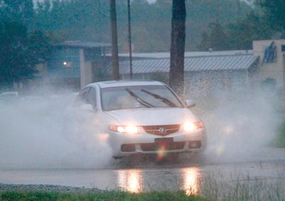 Heavy rain causing flooding, evacuations in Mississippi