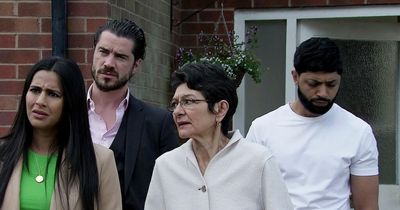 Corrie fans in hysterics at major legal gaffe as Yasmeen takes a stand with Stu