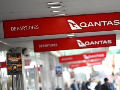 Qantas posts $1.9b loss but revenue up