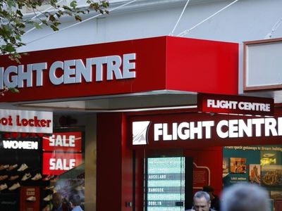 Flight Centre narrows loss amid recovery