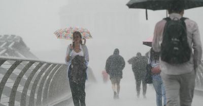 UK weather: Brits lashed by heavy rain for 48 hours as nation gears up for bank holiday