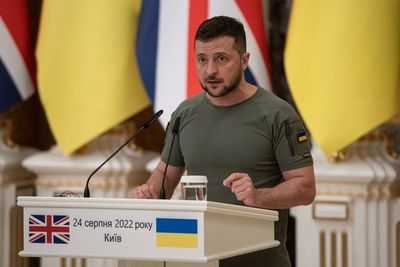 Ukraine war - live: Narrowly escaped nuclear disaster, says Zelensky as Zaporizhzhia cut off from grid