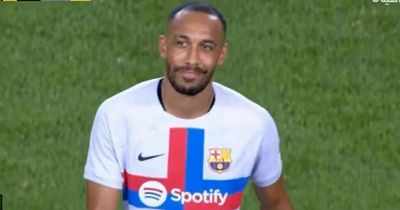 Pierre-Emerick Aubameyang's gesture to Barcelona fans hints at Chelsea transfer decision