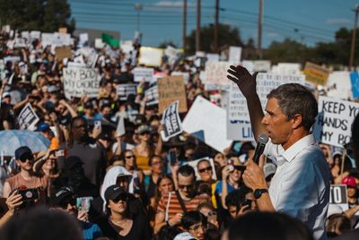 Beto O’Rourke intensifies campaign on abortion rights as trigger law goes into effect