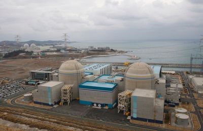 S.Korea signs $2.25 billion deal with Russia nuclear company