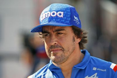 Alonso: "Strange feeling" as Alpine F1 talks stalled for a couple of months