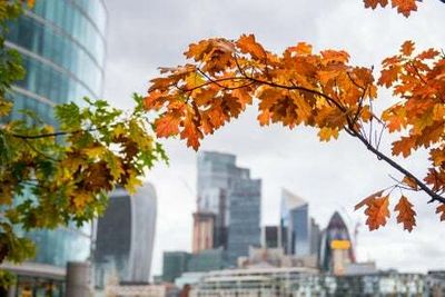 When does autumn start in the UK in 2024 and what is the autumnal equinox?