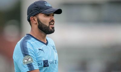 Gary Ballance meets Azeem Rafiq to apologise for racist language