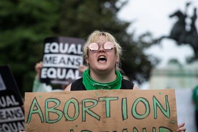 More US states ban abortion as Democrats push back