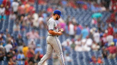 Report: Mets’ Banker-Turned-Pitcher Clears Waivers