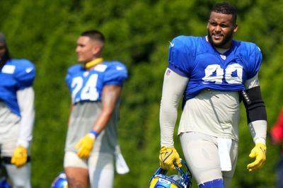 NFL world reacts to Aaron Donald swinging helmets at Bengals players