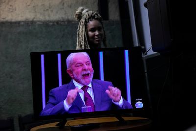 Brazil's Lula wants to renegotiate loans if elected