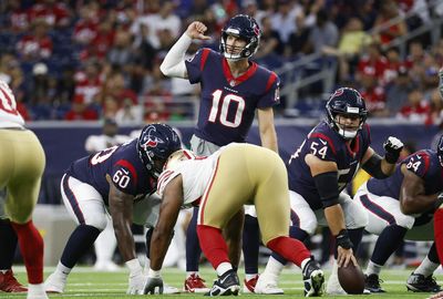 Texans QB Davis Mills captains the offense to 2 touchdowns against the 49ers