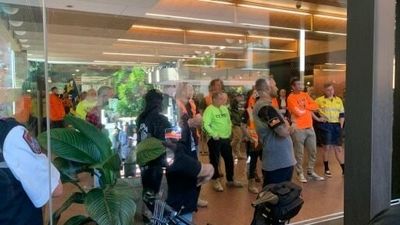 Queensland opposition calls on Labor to hand CFMEU donations to anti-bullying charity after protesters entered government building