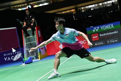 'No regrets' as badminton world champion Loh loses crown