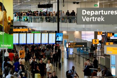 After summer of chaos, Schiphol Airport reports net profit