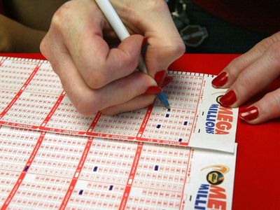 Winning $1.34bn lottery ticket not yet claimed as officials urge players to check ticket numbers