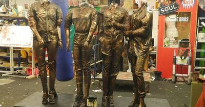 Four lads in jeans to be immortalised in statue form