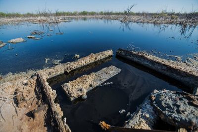 Texas will plug 800 abandoned oil and gas wells, funded by $25 million federal infrastructure grant