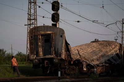 Ukraine train station attack may be war crime, experts say