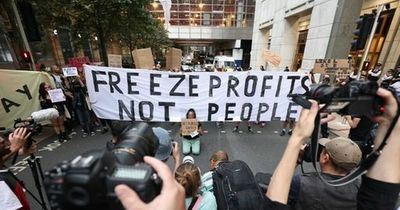 'Freeze profits not people': Protesters outside Ofgem HQ call for ‘payment strike’ on energy bills