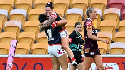 Sydney Roosters beat Brisbane Broncos as reigning champs stamp authority on NRLW