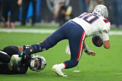 Twitter reacts to Patriots’ disappointing 23-6 loss to Raiders