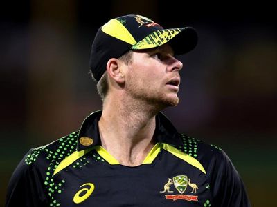Aussies name strong side for opening ODI