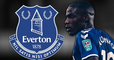 Niels Nkounkou leaves Everton on season-long loan deal