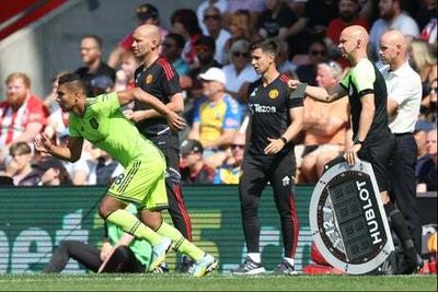 Southampton 0-1 Man United LIVE! Fernandes goal - Premier League result, match stream and latest updates today