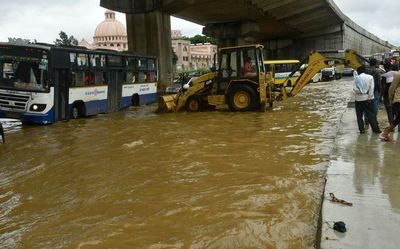 KSRTC buses ply on Mysuru-Bengaluru road despite rain effect