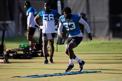 Jaguars rookie LB Travon Walker showers Devin Lloyd with praise after first practice back