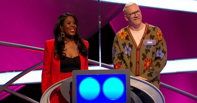 Pointless Celebrities viewers distracted by athlete Iwan Thomas' 'bold' choice of cardigan