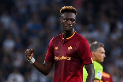 Tammy Abraham scores first goal of the season as Roma hold Juventus