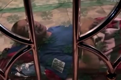 Mistress under fire, ungrateful beggar, jail request