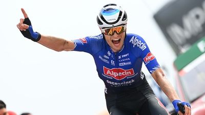 Australia's Jay Vine takes second stage win in three days wins at the Vuelta a España, earns polka dot jersey as top climber