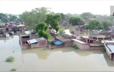 UP: Water levels of Yamuna, Betwa rivers increase in Hamirpur, create flood-like situation