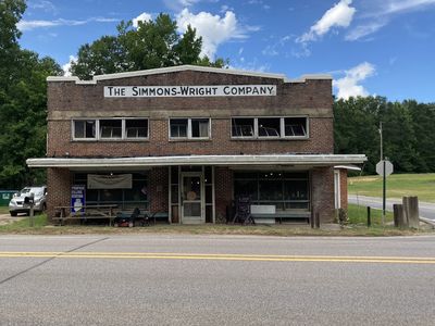 Inside the survival story of a Mississippi store fighting high inflation