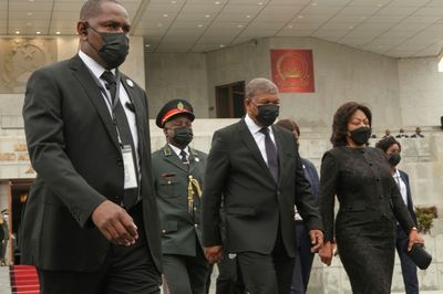Angola bids solemn farewell to ex-strongman dos Santos