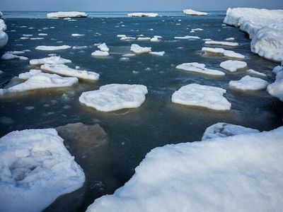 Climate scientists propose 2 outlandish ways to cool the Arctic