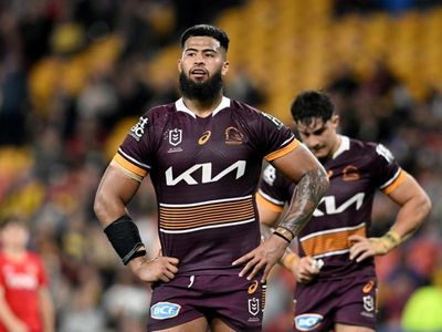 Titans' Haas inspired on debut by brothers