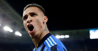 Manchester United close to Antony transfer as Ajax manager appears to make accusation