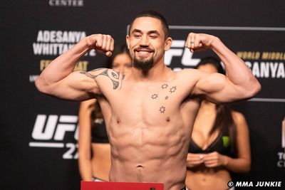 Robert Whittaker entertaining permanent move to light heavyweight to finish career