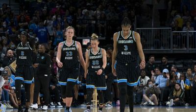 Sky fall behind again, dropping Game 1 of WNBA semifinals to Sun