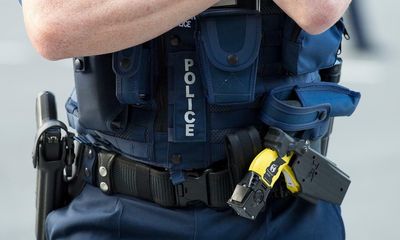 Queensland inquiry considers decriminalising public drunkenness and begging