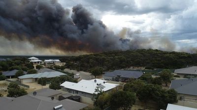 Slow recovery for bushfire victims in south coast town of WA